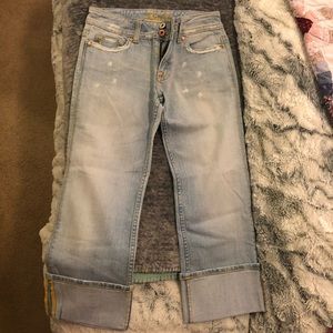 Miss Me Capri Light Denim 27